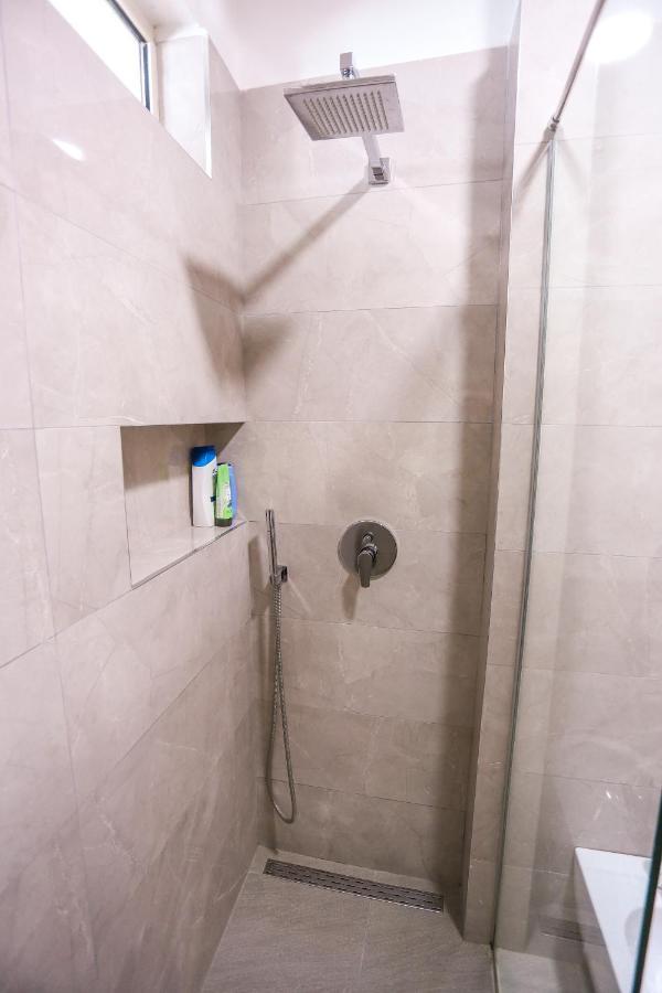 Tirana Views Apartment - Comfy & Spacious Экстерьер фото