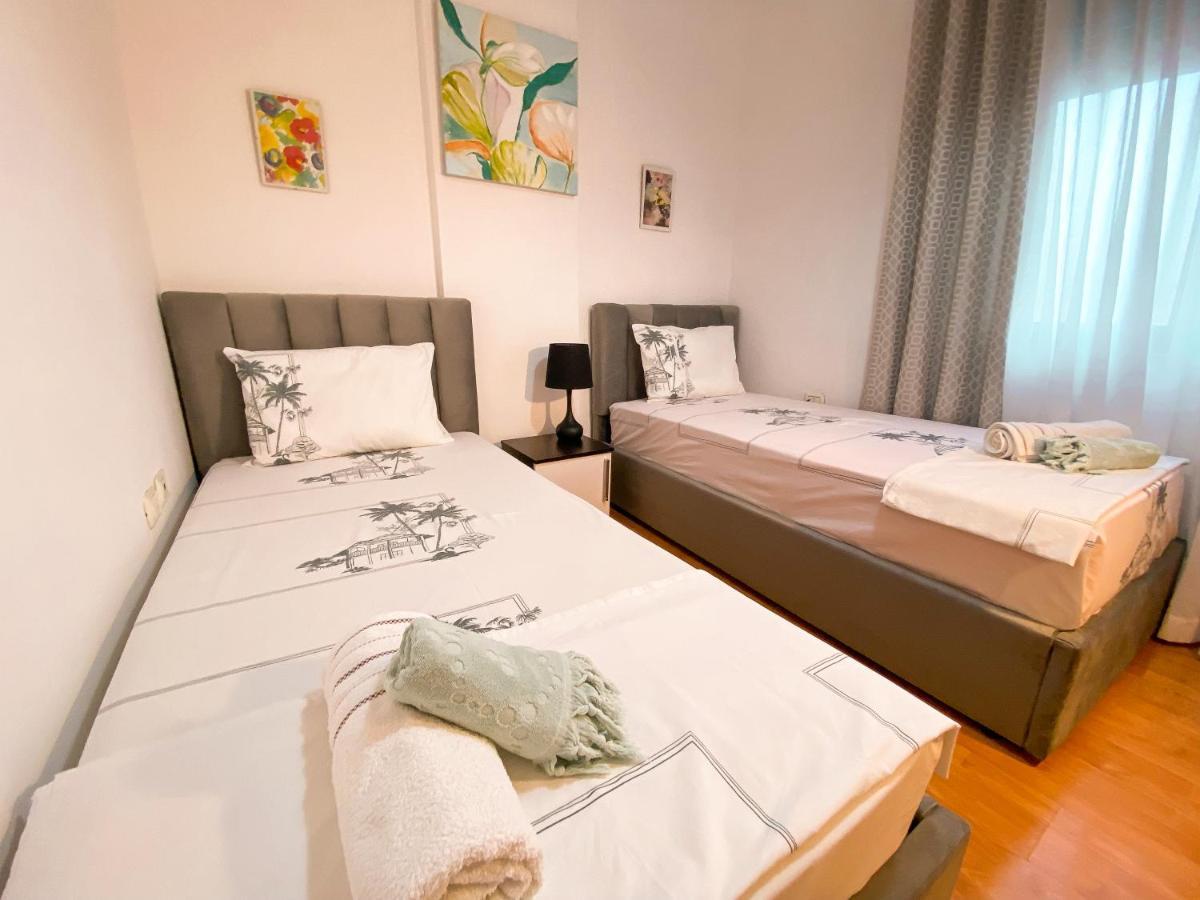 Tirana Views Apartment - Comfy & Spacious Экстерьер фото